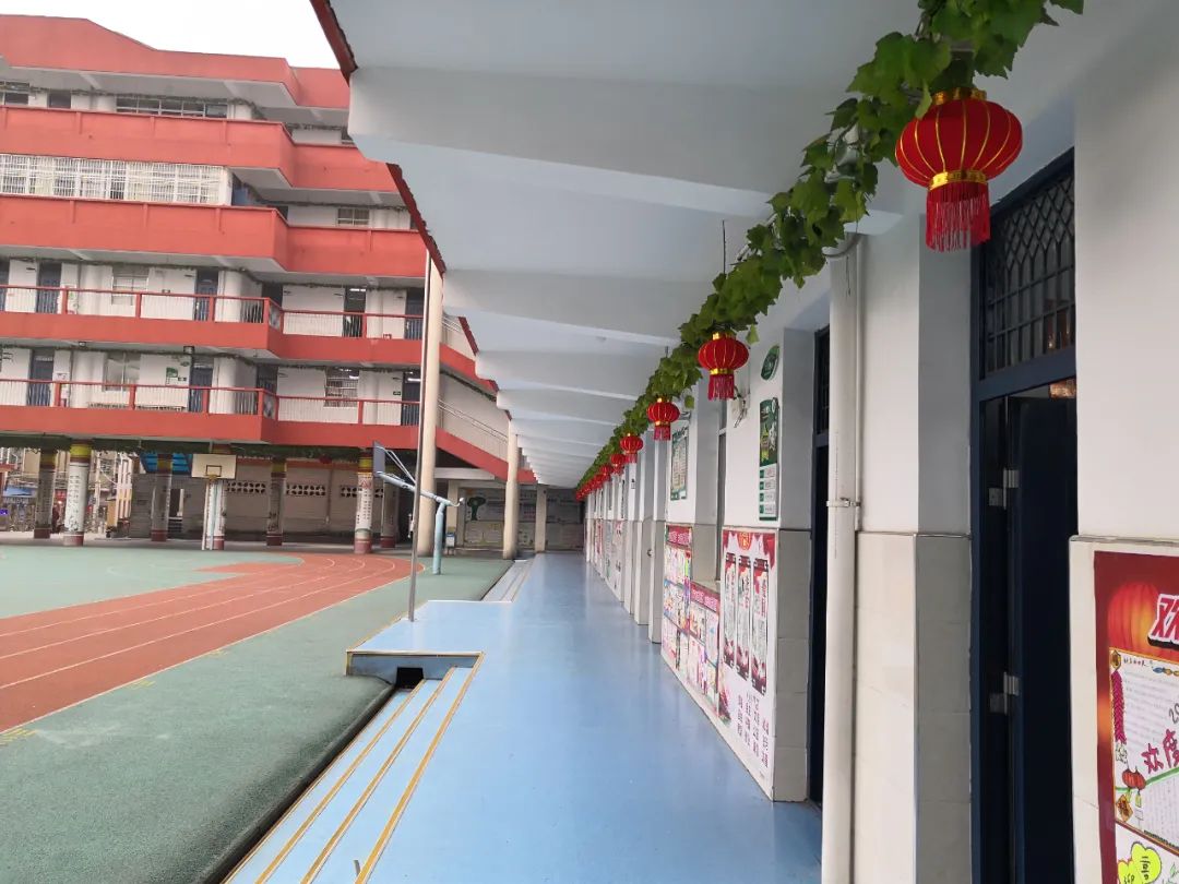 我和我的学校|武汉市蔡甸区第二小学校长许会荣：伴行教育【101期】