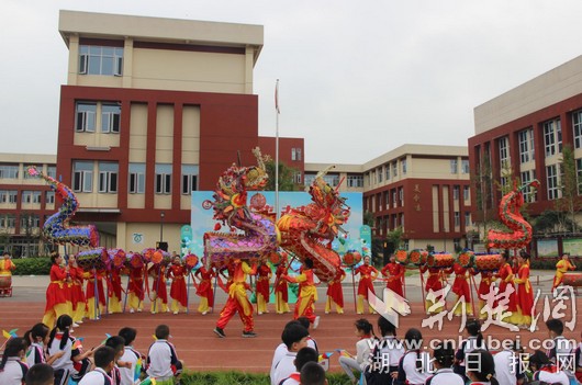 "梦想"未来可期 蔡甸区南湖小学师生喜迎新学期
