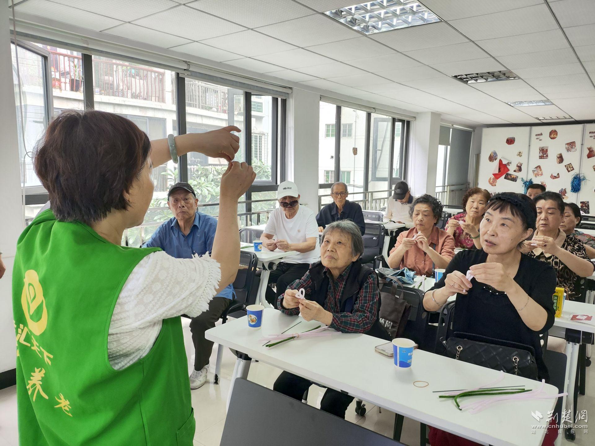 社区1.jpg.jpg
