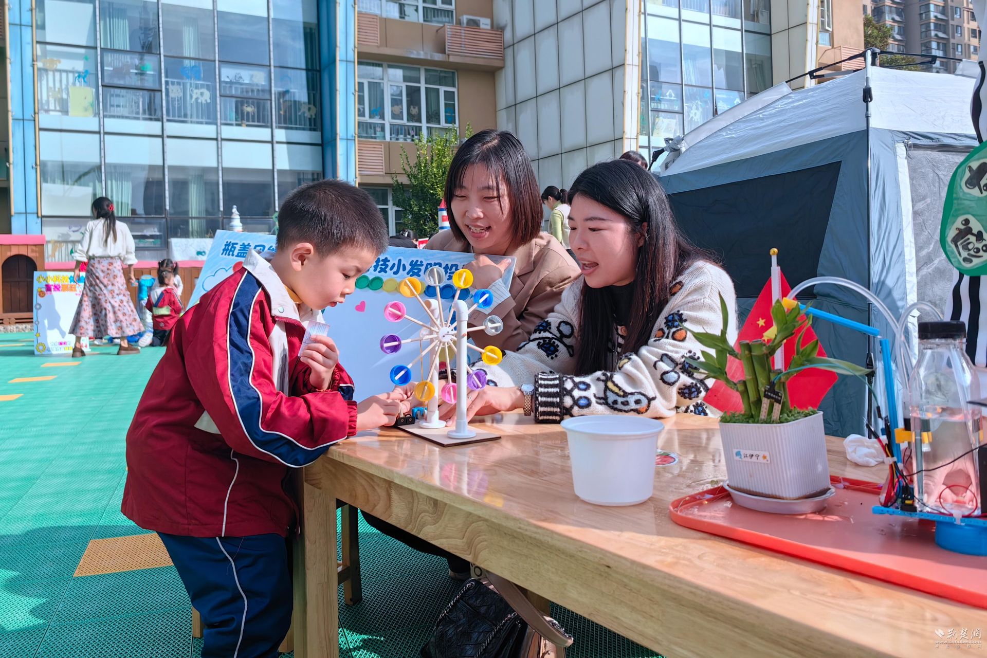“小经验官”敲开科学之门，蔡甸幼儿园科技竞