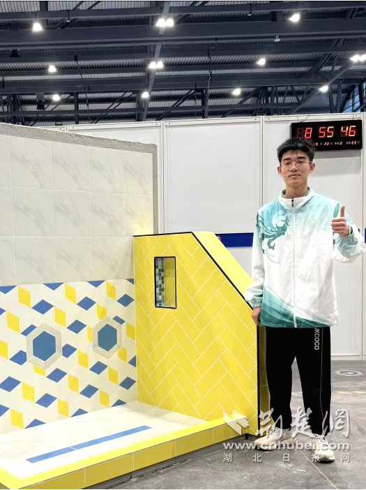 湖北建工学院4名学生入选世