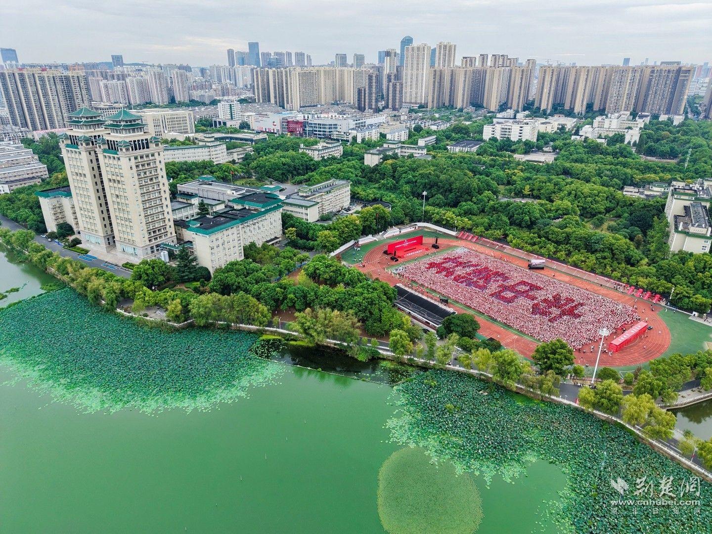 共铸中华全景。学校供图.jpg.jpg