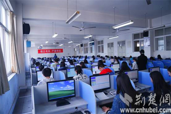 2015年湖北省技能高考在武汉船舶职业技术学