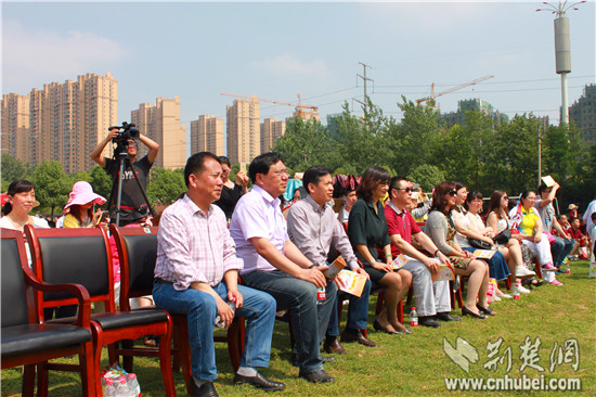 光谷五小六一汇演展示五行教育四周年成果