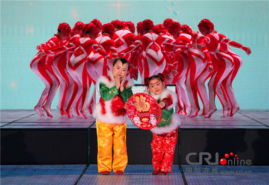 来自全国各地的十五名金奖"小梅花"共同角逐状元,榜眼,探花前三甲的